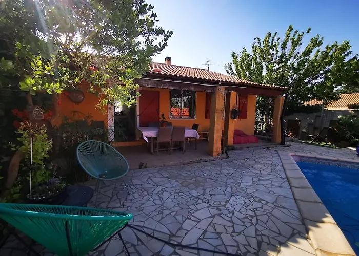 Βίλα With Pool Near Sea And Garrigue