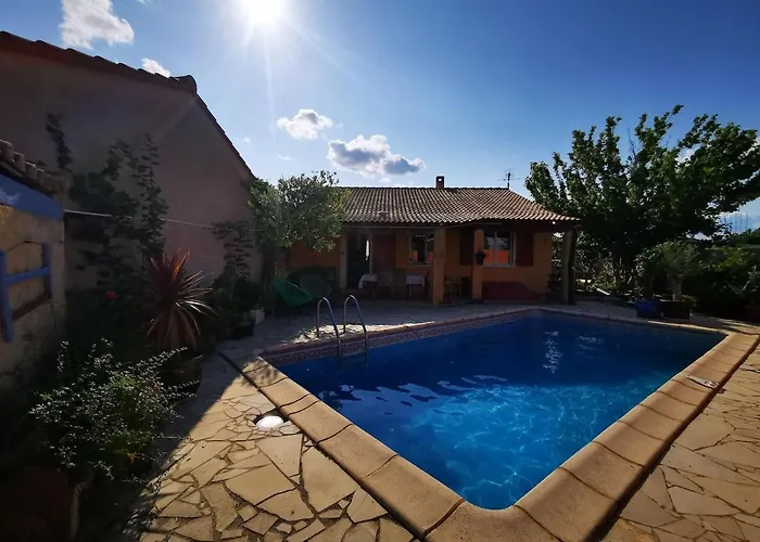 With Pool Near Sea And Garrigue Βίλα Cournonterral